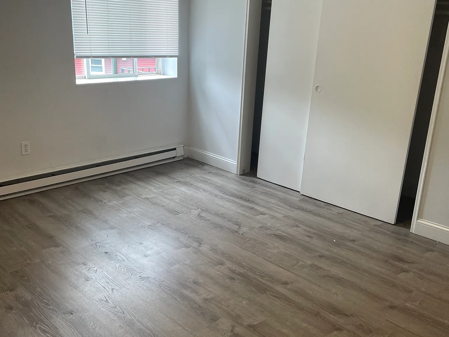 2 bed, 900 sqft, $2,295 — Photo 3