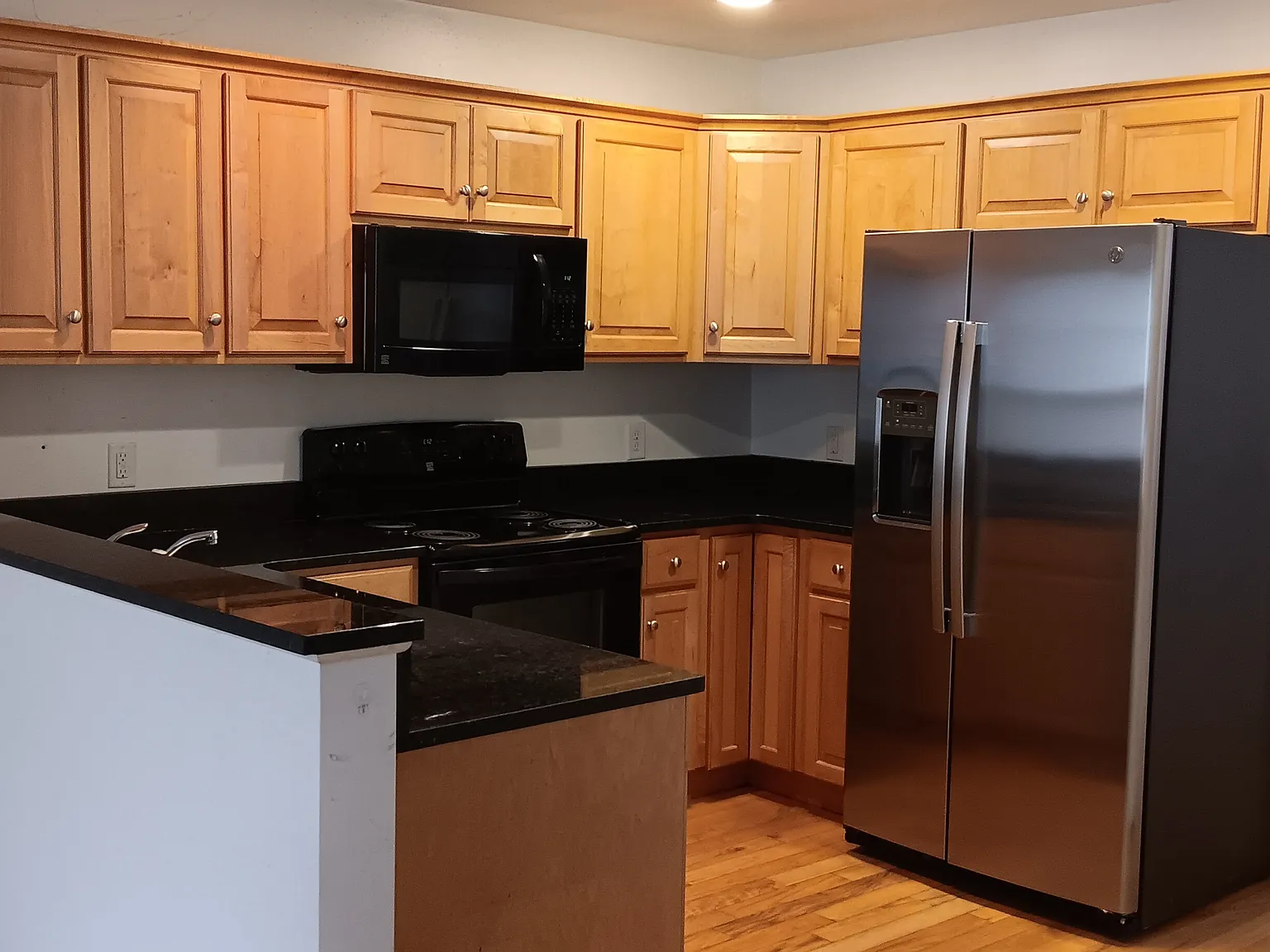 3 bed, 2.5 bath, 1010 sqft, $1,500 — Photo 4