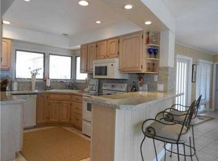 2570 SE 10th St, Pompano Beach, FL 33062