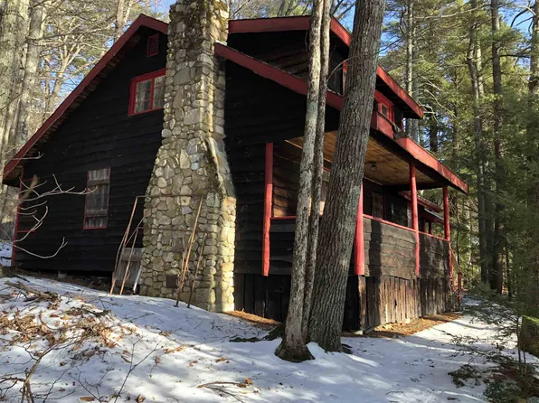 6 Gateway Road, Wolfeboro, NH 03894