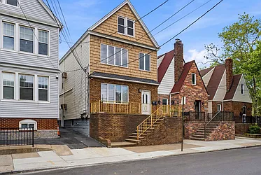 121 West 57th Street  image 1 of 32