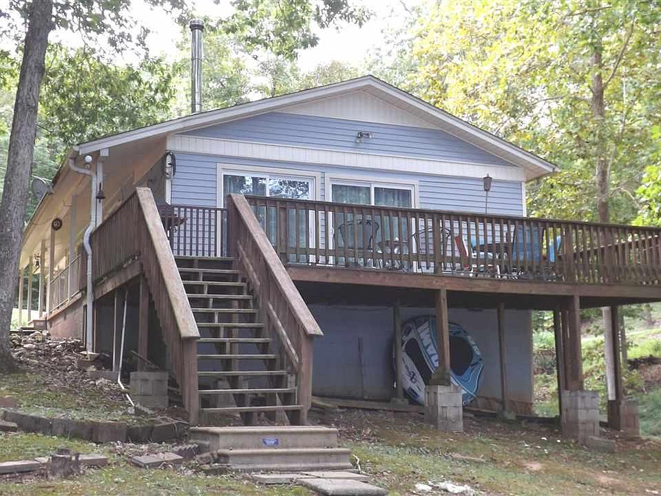 1st image of 11 Wyandotte Dr