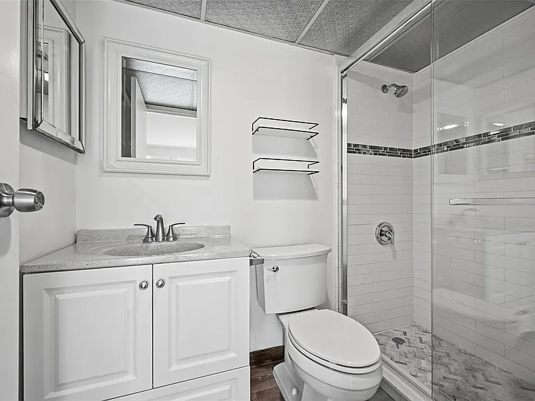 451 Monaco Park #J — Photo 15