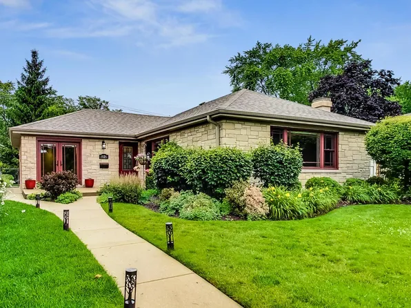 8126 Kedvale Ave, Skokie, IL 60076