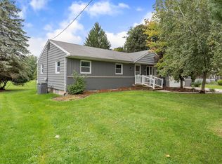 2157 Haslett Rd, East Lansing, MI 48823