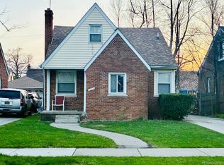 18669 Strathmoor St, Detroit, MI 48235