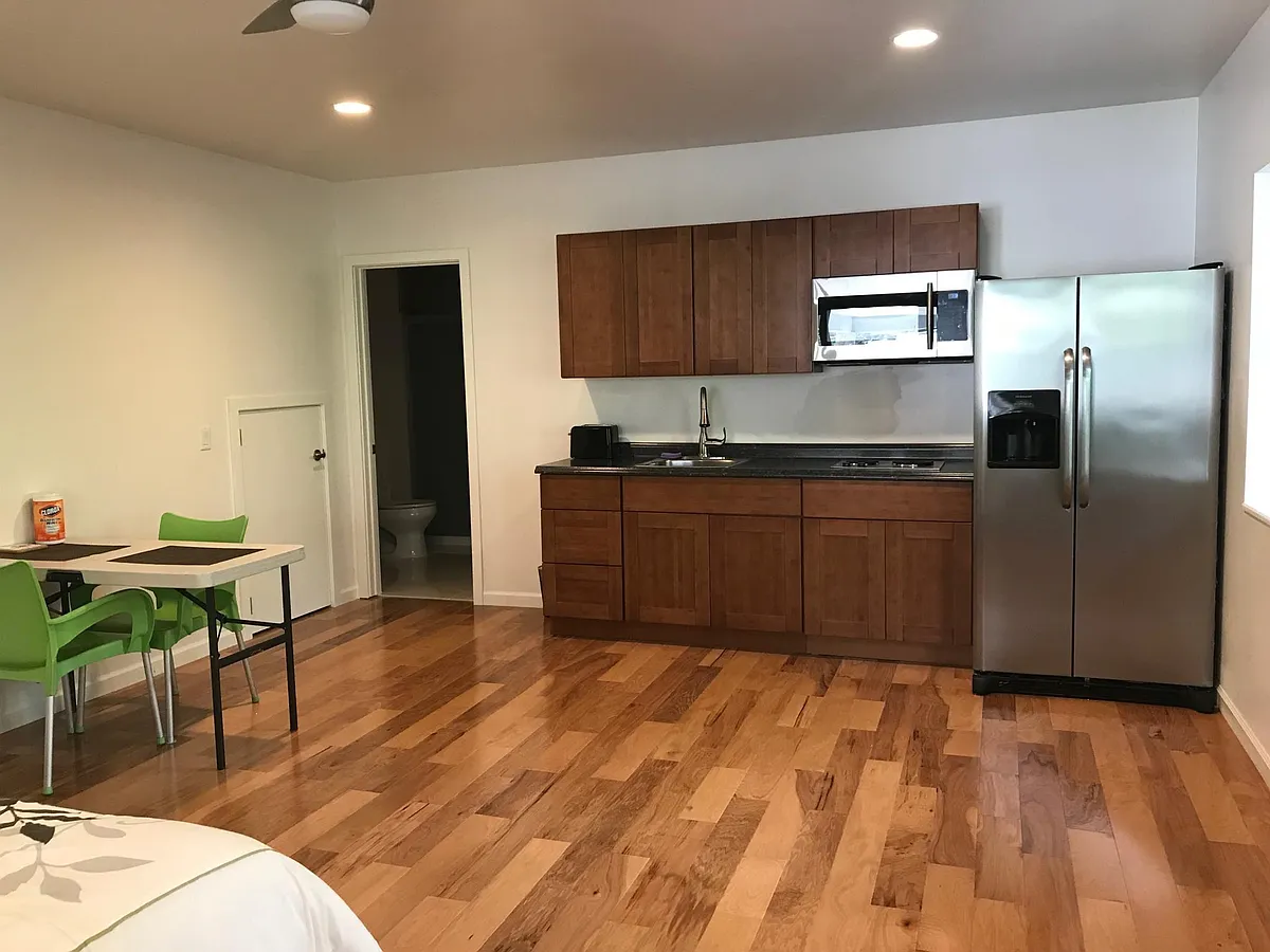 Kitchen/Living Room - 1876 Mott Smith Dr