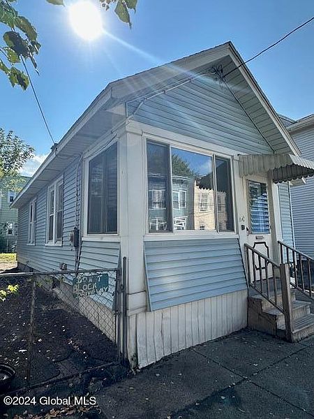 2nd image of 120 Spring Street