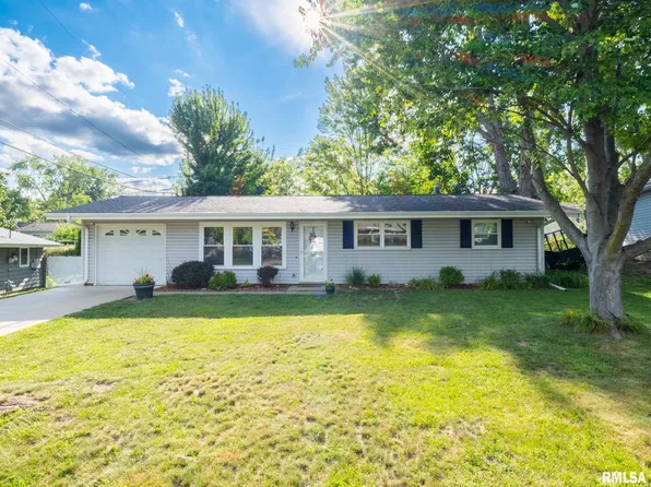 5615 N Mar Vista Dr, Peoria, IL 61614