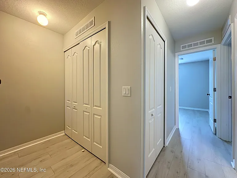 8224 Halls Hammock Ct — Photo 33