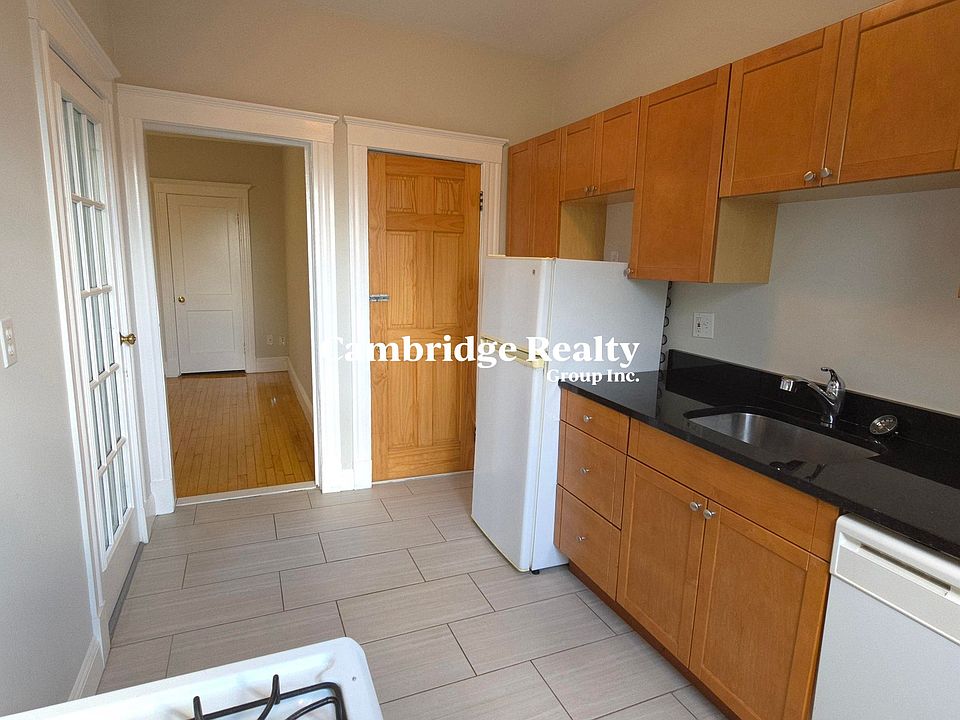 1st image of 33 Highgate St #6T