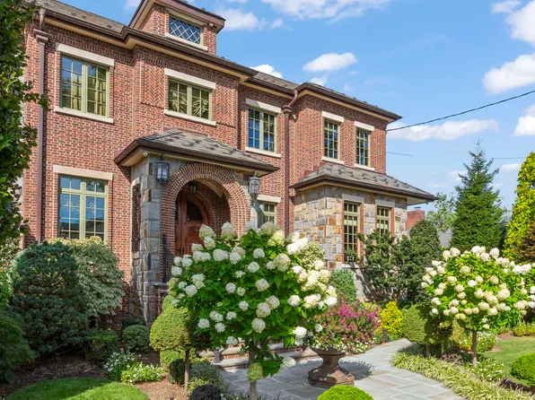 14-30 158th Street image 4 of 42