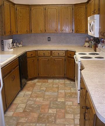 5th image of 1013 Creekwood Ln