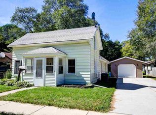 607 Dallas St, Sauk City, WI 53583