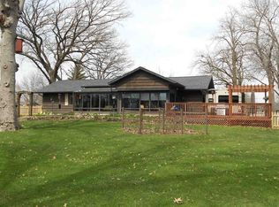 1600 S Park Rd, Cedar Falls, IA 50613