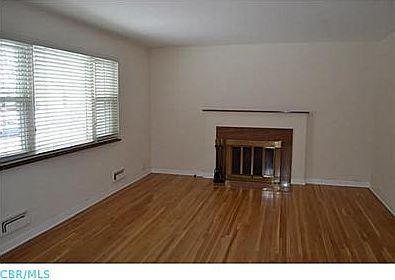 2nd image of 1457 Westminster Dr