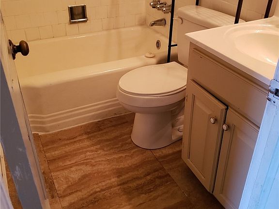 4th image of 507 N Hunt Ave