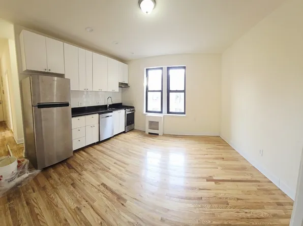 13209 Maple Ave #43D, Flushing, NY 11355