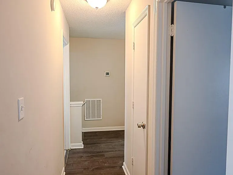 5393 Kirk Dr — Photo 25