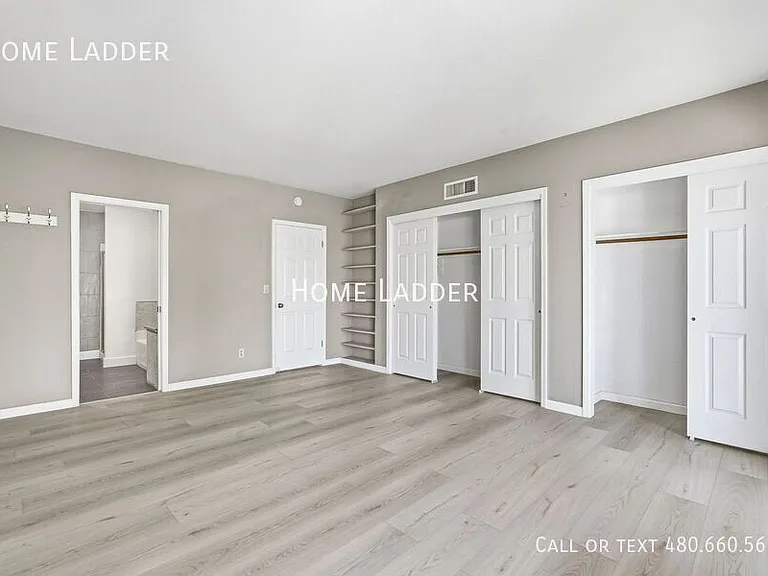 514 S Marina Dr — Photo 15