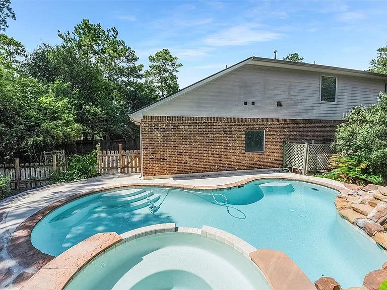 7 Ebony Oaks Pl — Photo 7