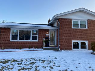3646 Manor Dr, Highland, IN 46322
