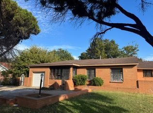 5525 Anderson St, Fort Worth, TX 76119