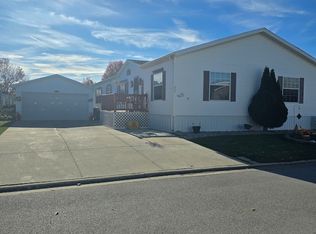 Oak Ridge, Manteno, IL 60950