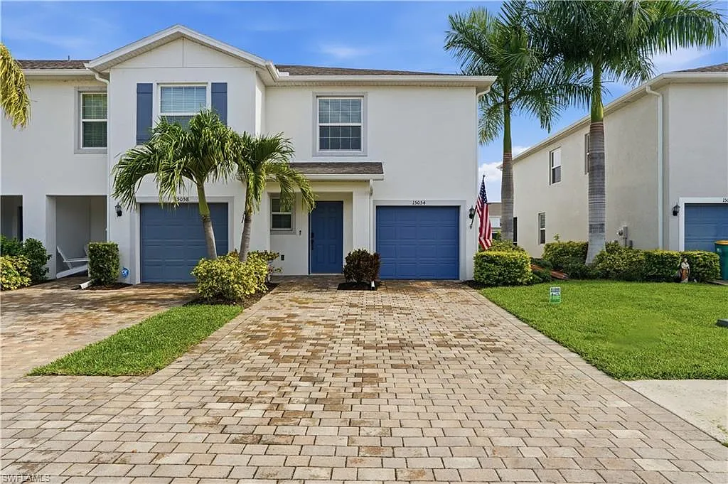 3 bed, 2.5 bath, 1680 sqft, $2,650 — Photo 1