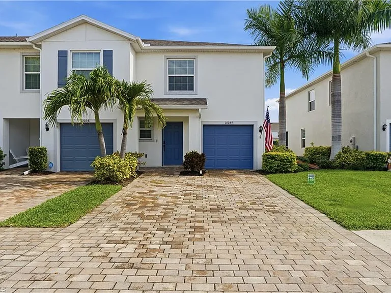 15054 Wildflower Cir — Photo 1