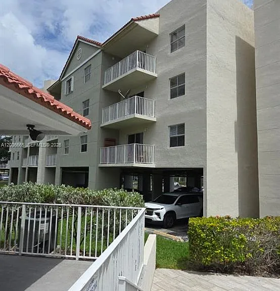 8200 SW 210th St #212 — Photo 32