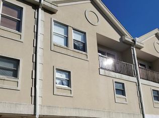 223 Beach 3rd St, Far Rockaway, NY 11691