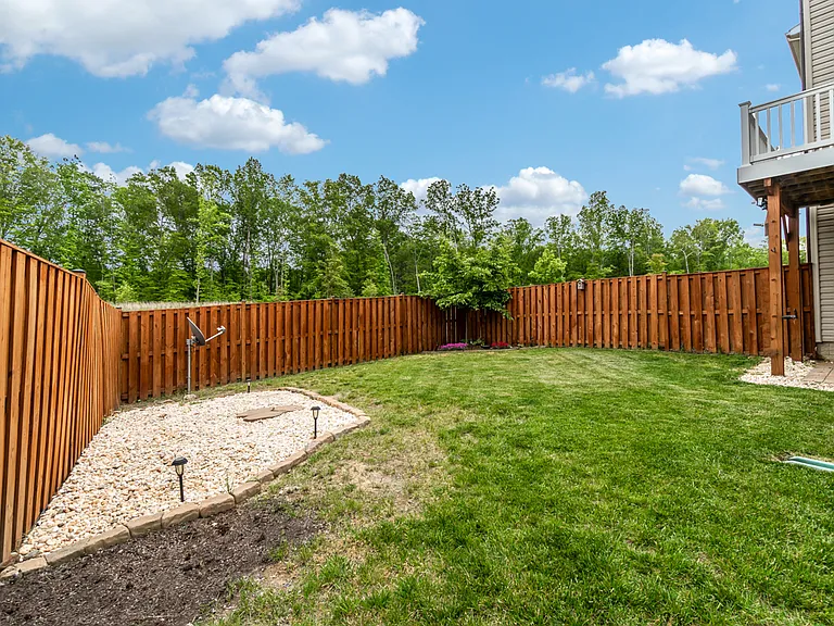 33 Shepherds Hook Way — Photo 30