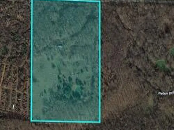 1073 E Highway C, Milford, MO 64766