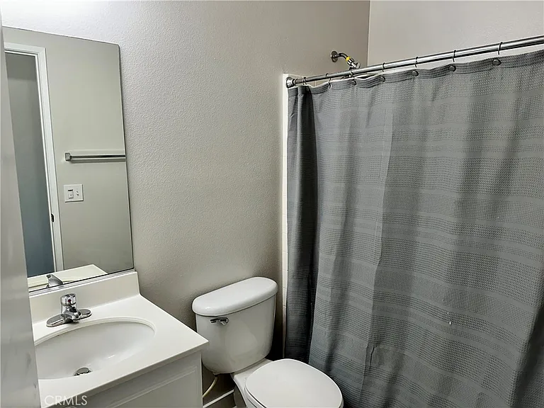 11923 Spring Hill Ct — Photo 10
