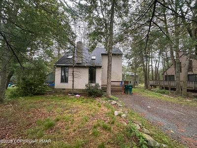 485 Country Place Dr, Tobyhanna, PA, 18466