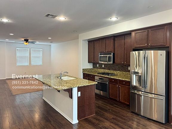 3rd image of 40930 Belleray Ave