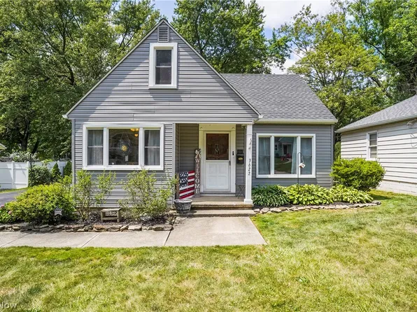 3622 Adaline Dr, Stow, OH 44224