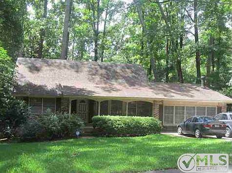 1st image of 1909 Sherwood Dr #7