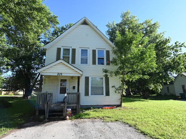 201 E 2nd St, Appleton City, MO 64724