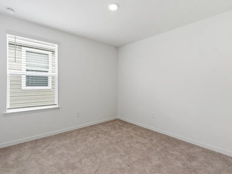 9947 Allendale St — Photo 23