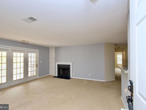 3rd image of 7511 Ashby Ln Unit J