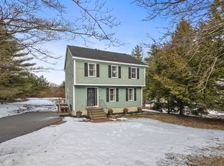 39 Unicorn Cir, Amesbury, MA 01913