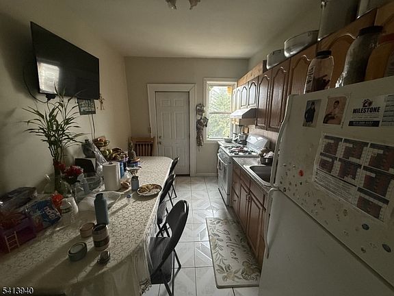 2nd image of 34 SECOND STREET