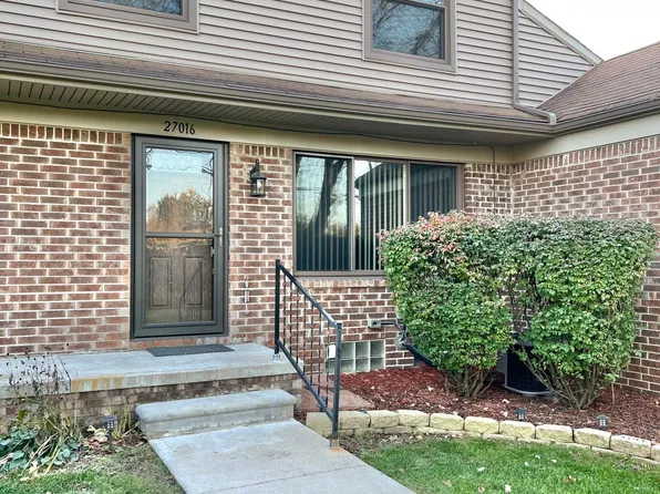 27016 Winchester St #5, Brownstown, MI 48183