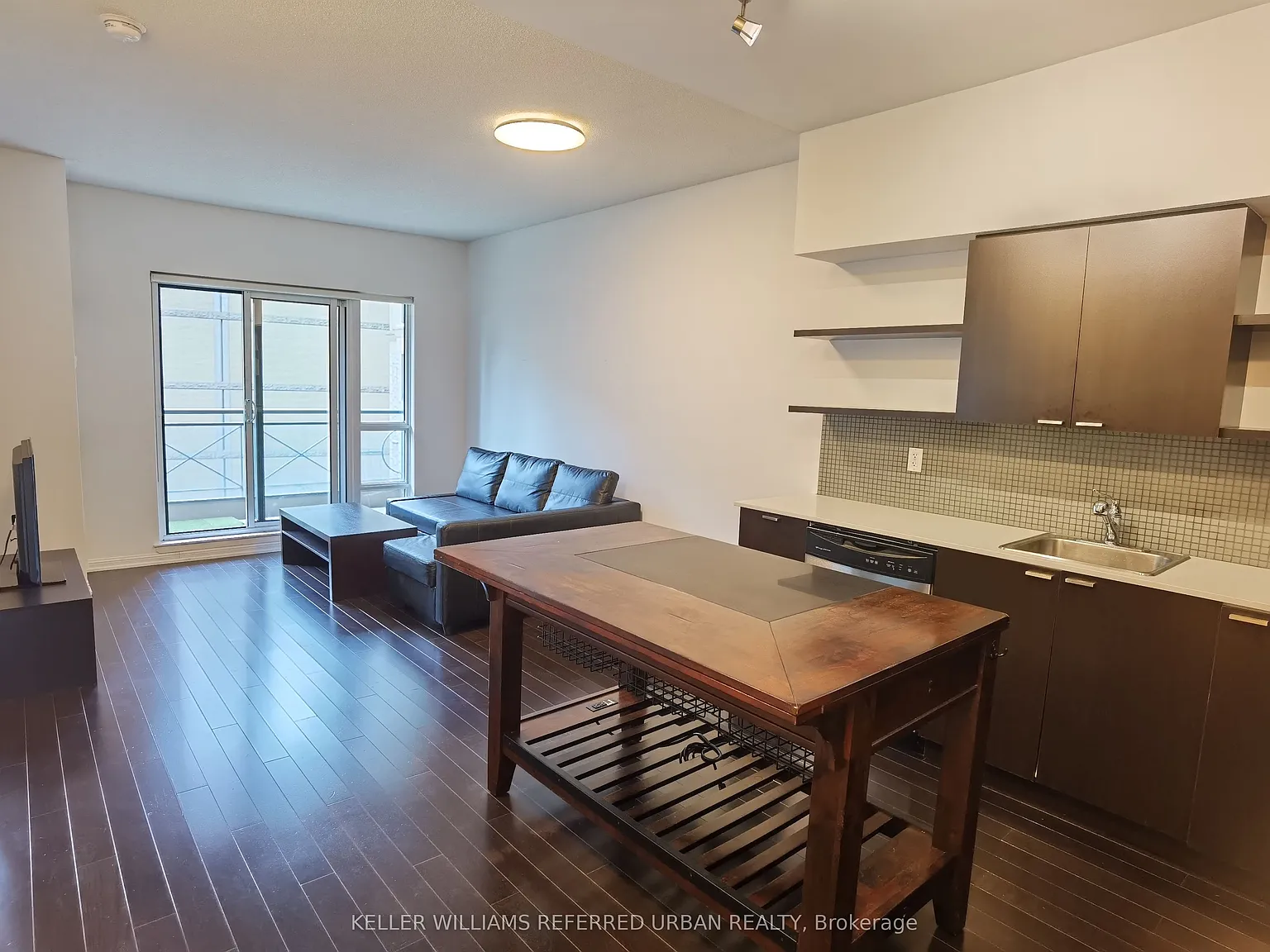 1 bed, $2,390 — Photo 2
