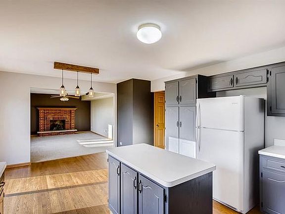 4th image of 801 Wildwood Dr