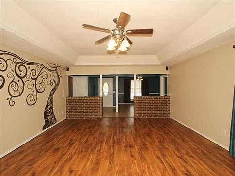 4th image of 313 Kings Canyon Dr