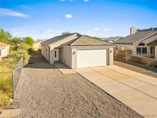 9770 S Kingman Dr, Mohave Valley, AZ 86440