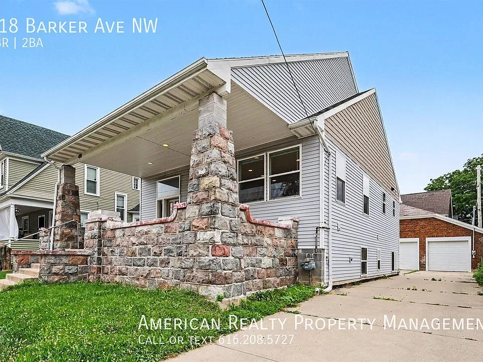 418 Barker Ave NW